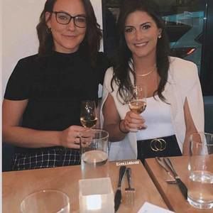 Meet your Posher, Leslie